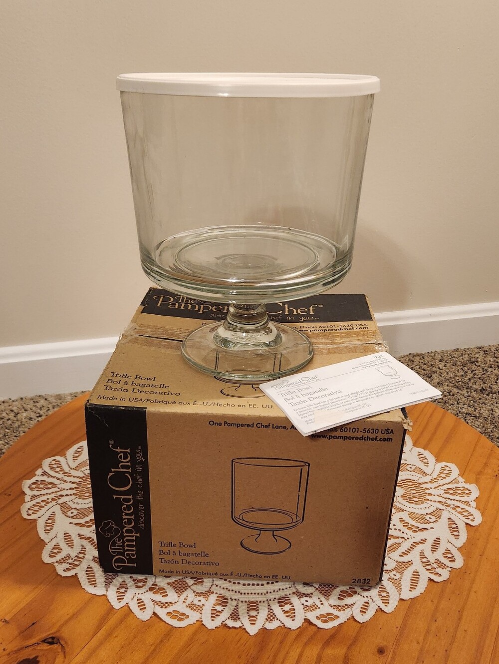 Pampered Chef Trifle Bowl w/ Lid #2832 Retired W/ Box & Original Pkg. HEAVY